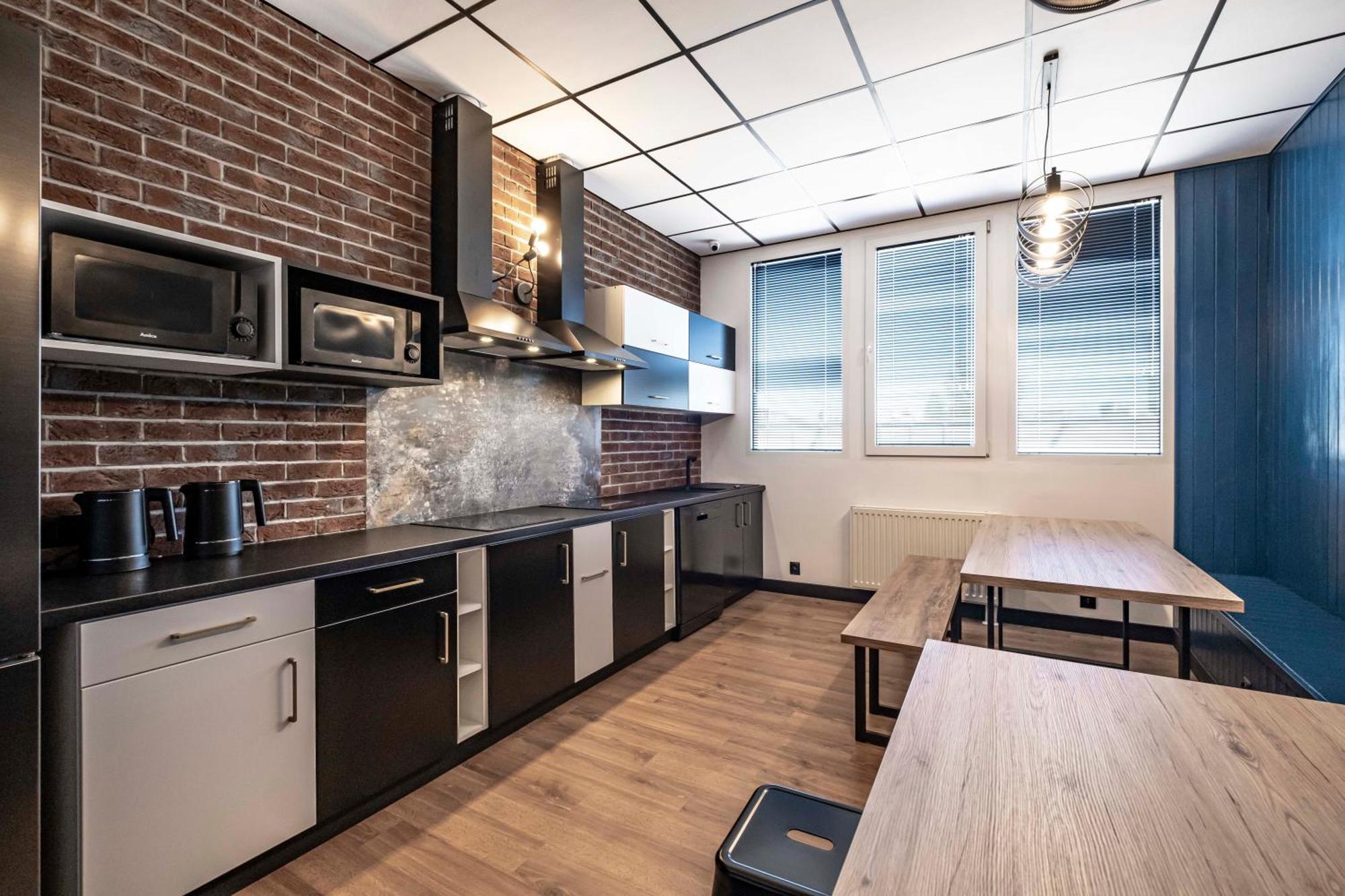 Vola Hostel Варшава Экстерьер фото